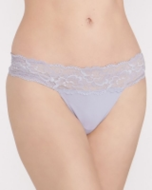Lucia Thong