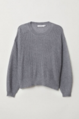  Loose-knit jumper 8.00 €