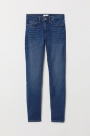  Stretch trousers 9.00 €