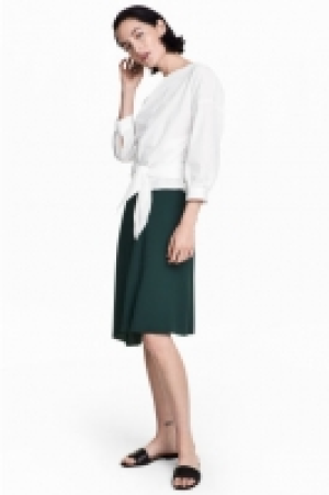  Asymmetric skirt 18.00 €
