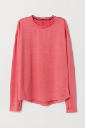  Long-sleeved sports top 10.00 €