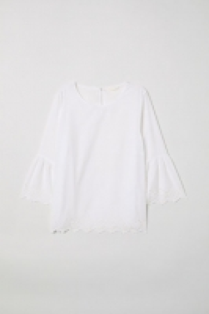  Trumpet-sleeved blouse 13.00 €