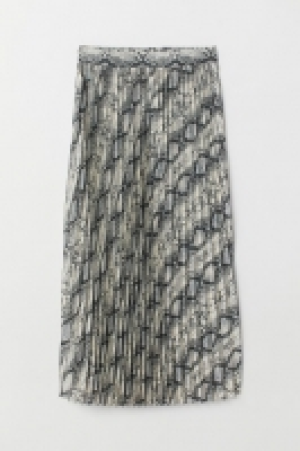  Pleated skirt 29.00 €