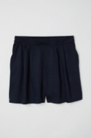  Wide shorts 3.00 €