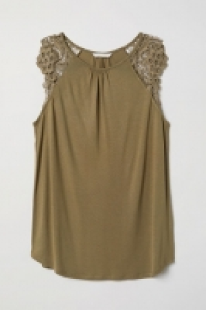  Jersey top with lace 3.00 €