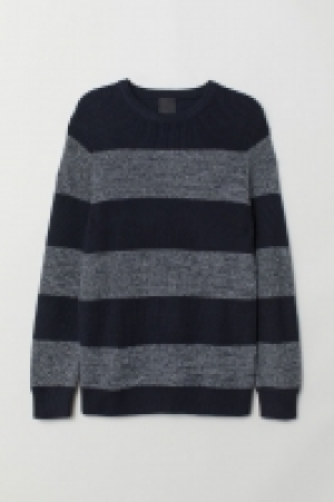  Textured-knit jumper 21.00 €