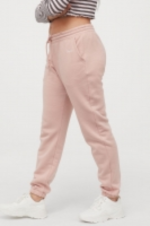  Sweatpants 6.00 €