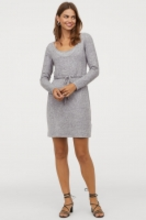  MAMA Nursing dress 14.99 €