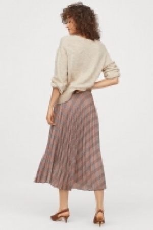  Pleated wrapover skirt 12.99 €