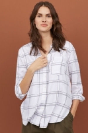  Checked shirt 9.99 €