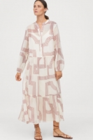  Chiffon dress 24.99 €