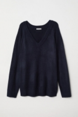  V-neck jumper 12.99 €