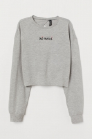  Cropped sweatshirt 9.00 €