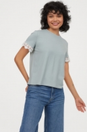  Modal-blend T-shirt 7.00 €