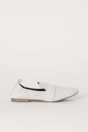  Suede loafers 17.99 €