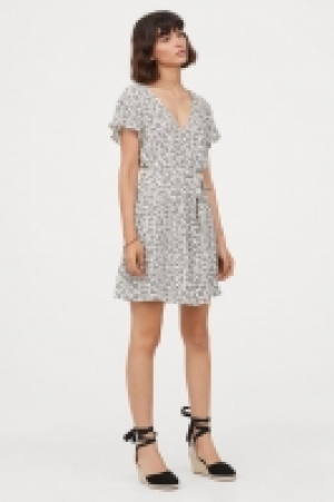  Tie-belt dress 9.99 €