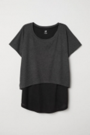  Double-layered sports top 7.99 €