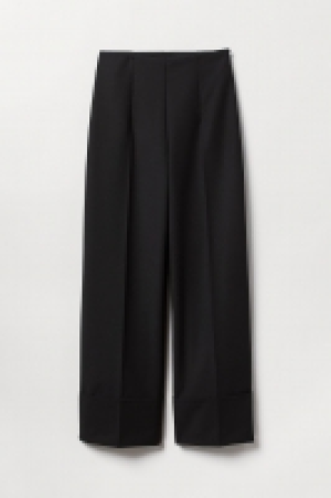  Wide suit trousers 29.99 €