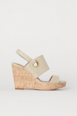  Wedge-heel sandals 12.99 €