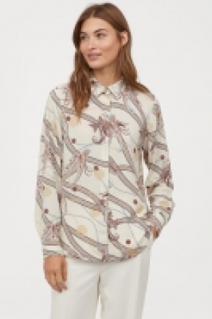  Long-sleeved blouse 9.99 €