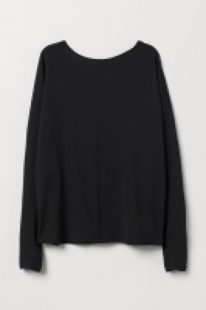  Top with a low-cut back 9.99 €