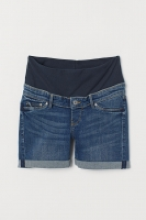  MAMA Denim shorts 9.99 €