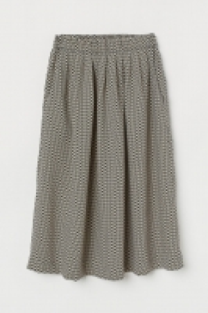  Pleated skirt 14.99 €