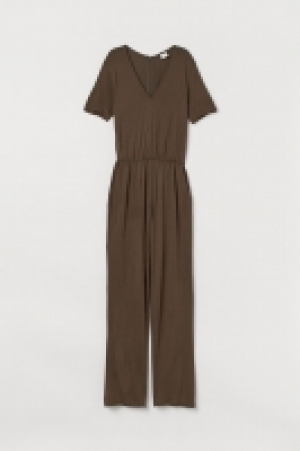  V-neck jumpsuit 9.99 €