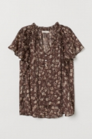  Blouse with butterfly sleeves 8.99 €