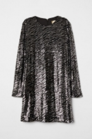  Sequined dress 29.99 €