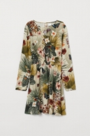  Patterned dress 9.99 €