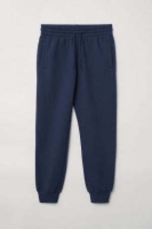  Sweatpants 12.00 €