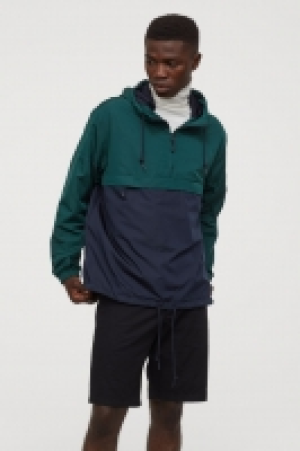  Anorak with a hood 15.00 €