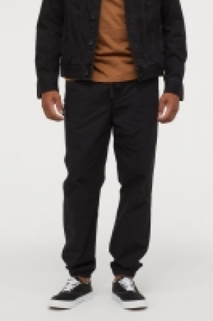  Cotton joggers 13.00 €