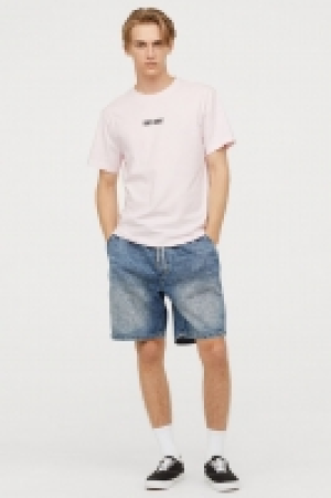  Elasticated denim shorts 10.00 €