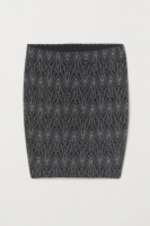  Glittery skirt 9.00 €