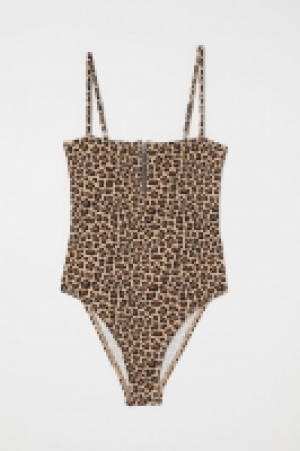 HM   Patterned viscose jersey body