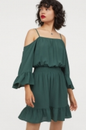  Cold shoulder dress 8.00 €
