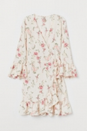  Patterned wrap dress 15.00 €