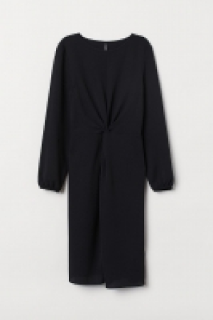  Knot-detail dress 10.00 €