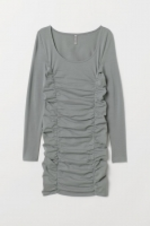  Gathered dress 9.00 €