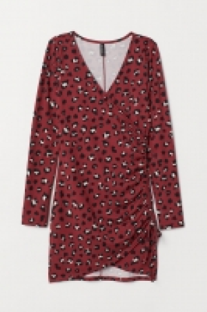  Jersey dress with a drawstring 15.00 €