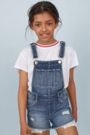  Denim dungaree shorts 21.00 €