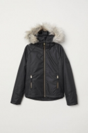  Padded hooded jacket 25.00 €