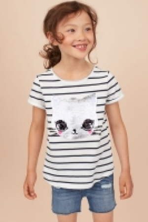  Reversible sequin T-shirt 4.00 €