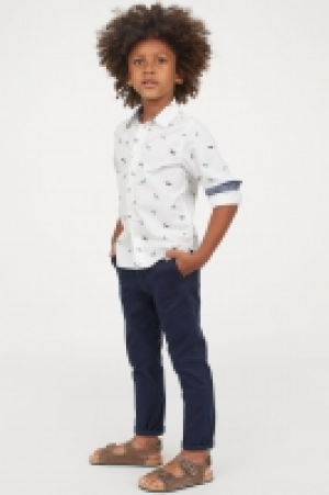  Cotton chinos 11.00 €
