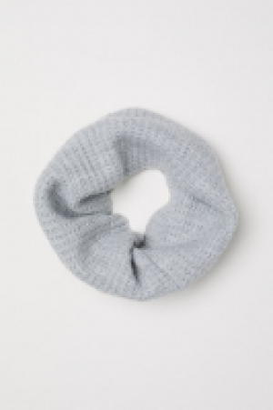  Ribbed tube scarf 4.00 €