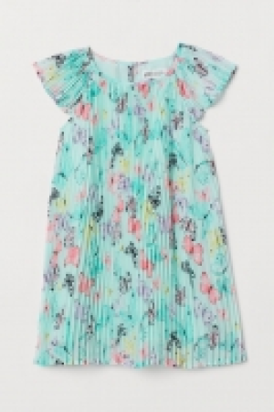  Pleated dress 13.00 €
