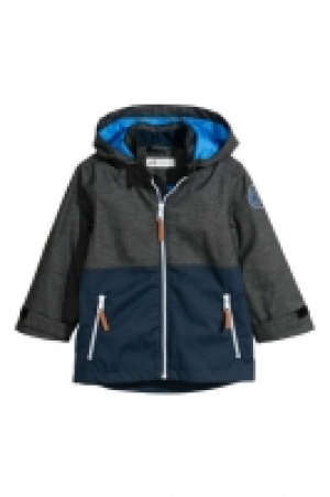  Hooded shell jacket 21.00 €