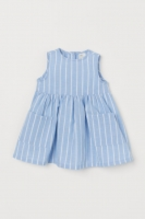  Dress with pockets 10.00 €